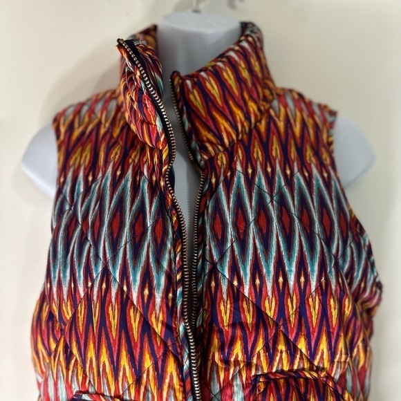 Peach Love CA Colorful Geometric Boho Puffer Vest! - Picture 2 of 4